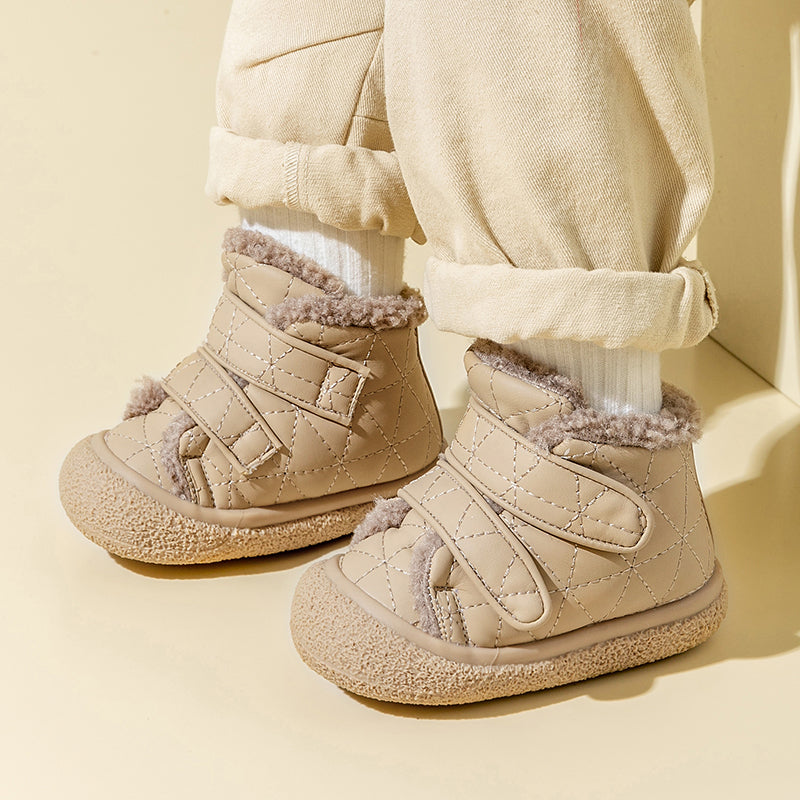 Ergonomic toddler winter shoes
