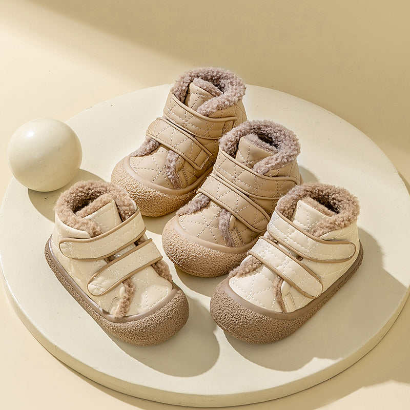 Ergonomic toddler winter shoes