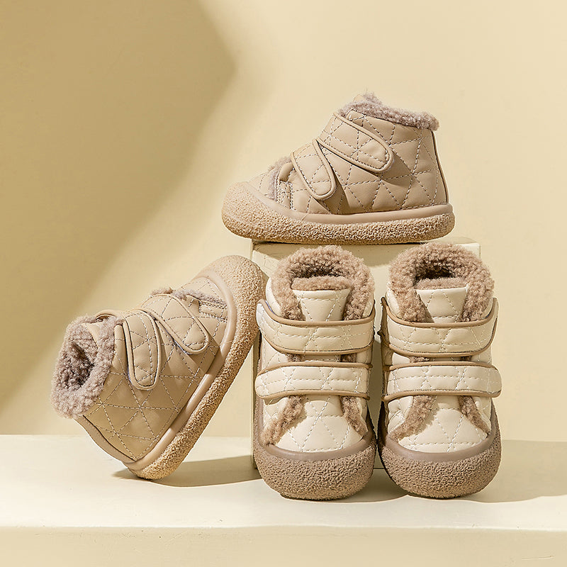 Ergonomic toddler winter shoes