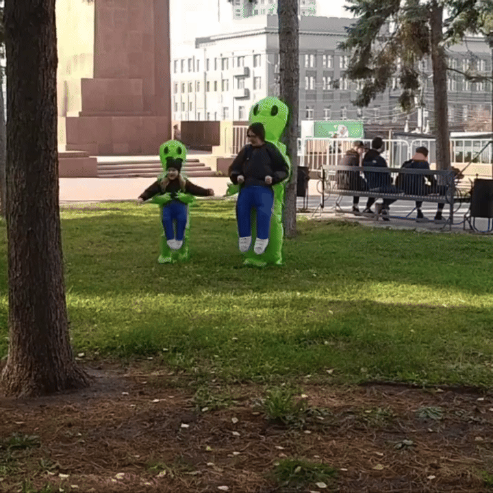 Alien inflatable costume for children and adults