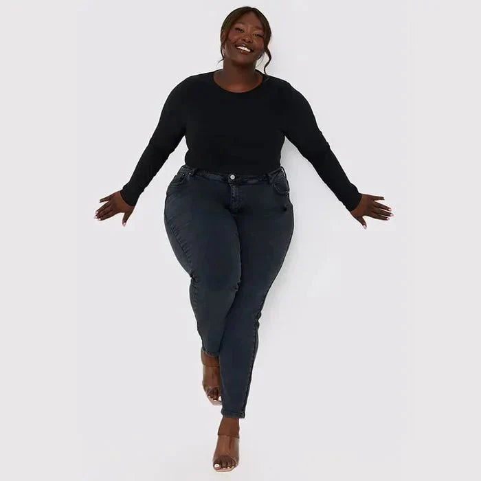 Sarah - Shaping-Jeans für eine perfekte Silhouette!