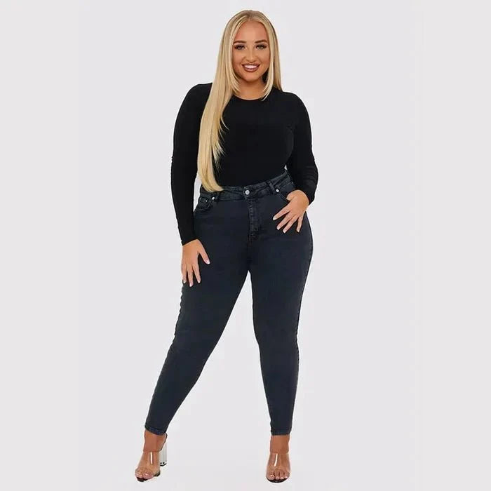 Sarah - Shaping-Jeans für eine perfekte Silhouette!