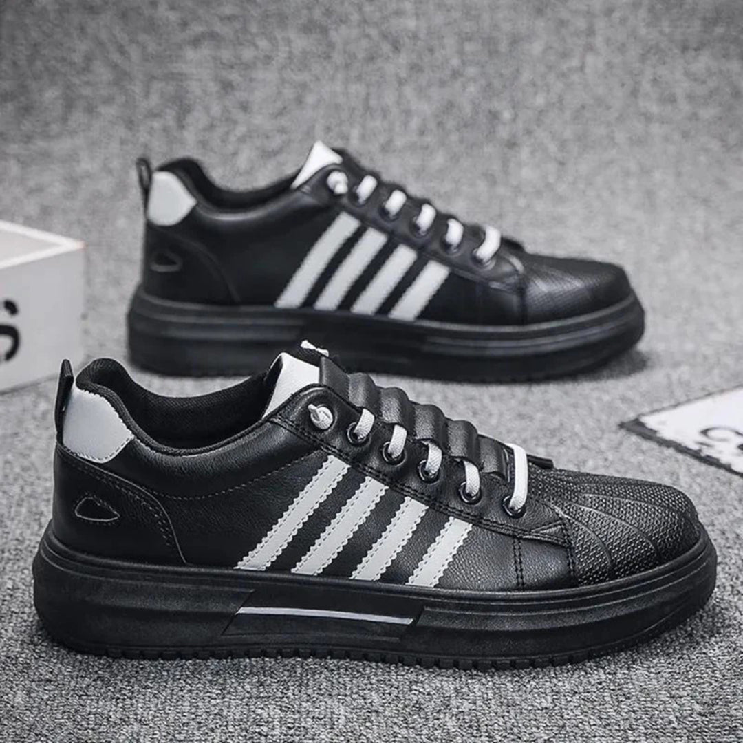 Comfortable leisure sneakers