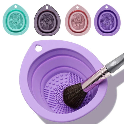 Foldable make-up cleaning bowl made of silicone