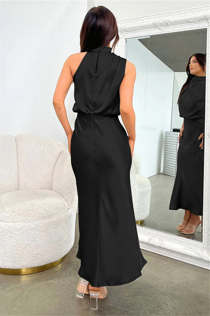 Halter Ärmelloses Satin Brautjungfernkleid