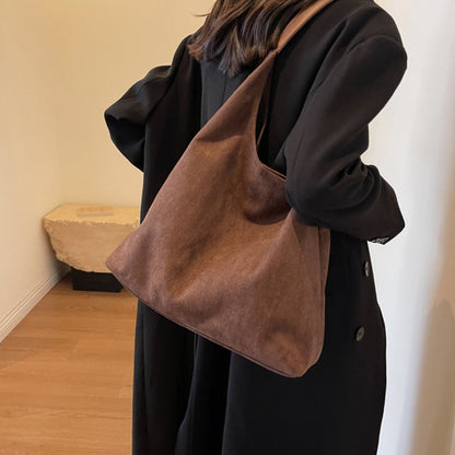 Chéa - Die Wildledertasche