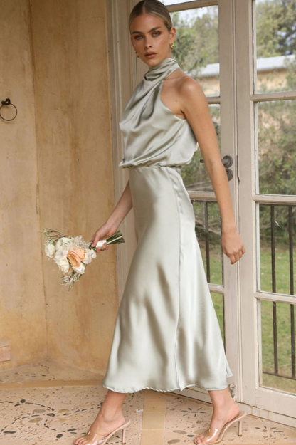 Halter Ärmelloses Satin Brautjungfernkleid