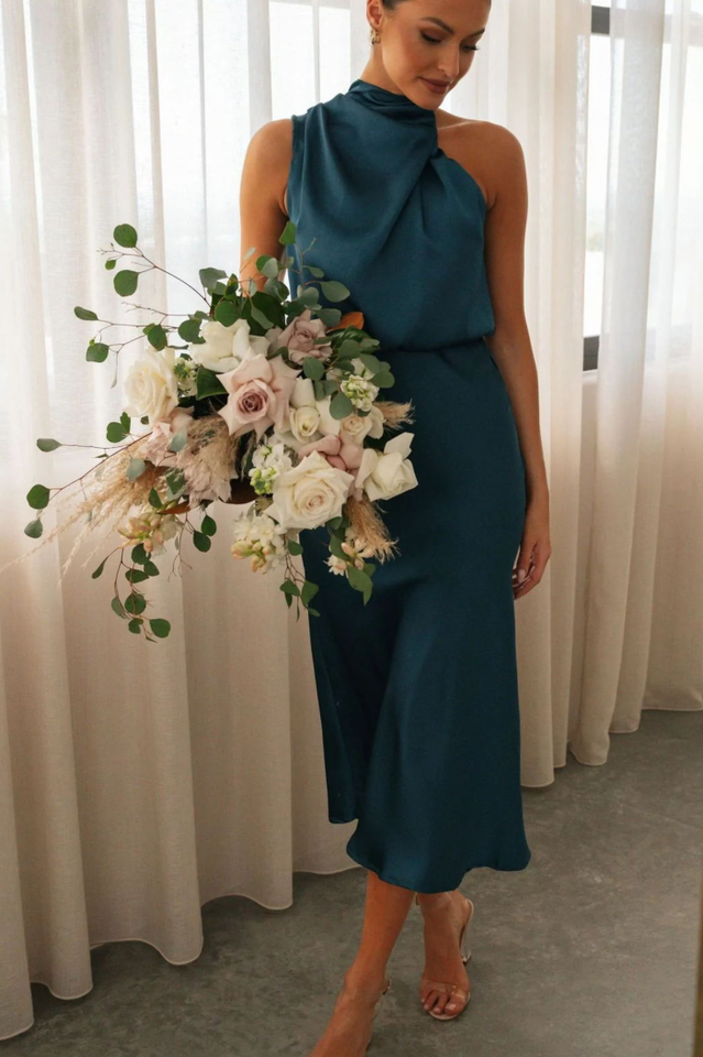 Halter Ärmelloses Satin Brautjungfernkleid