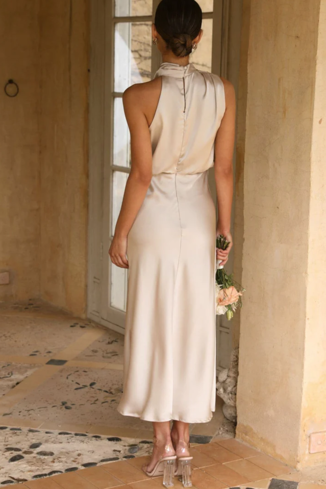 Halter Ärmelloses Satin Brautjungfernkleid