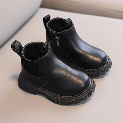 Natural boots made of non -slip leather