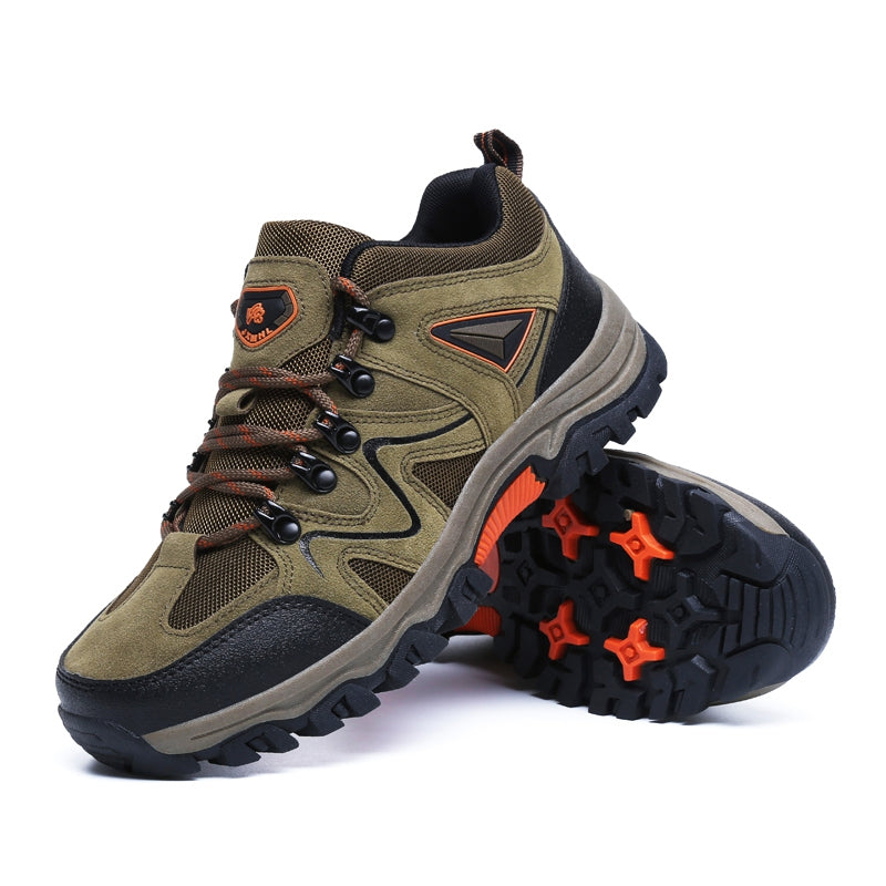 Ergonomic outdoor hiking shoes