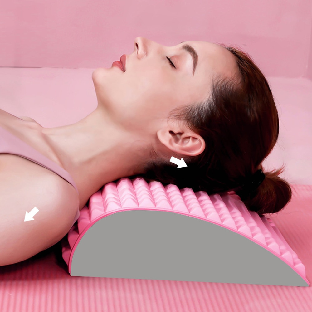 Massage device to support the spine