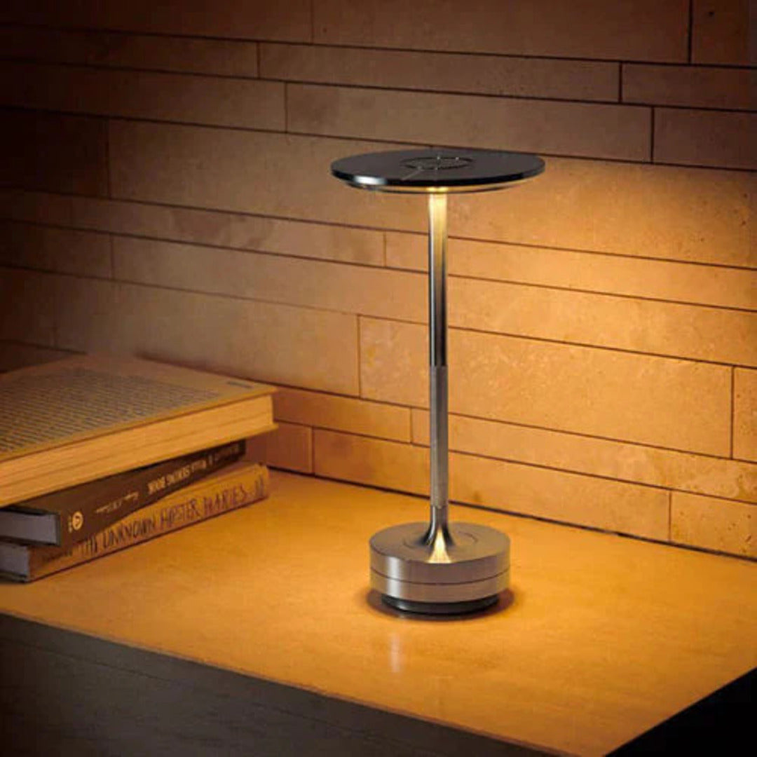 Wireless rechargeable lamp